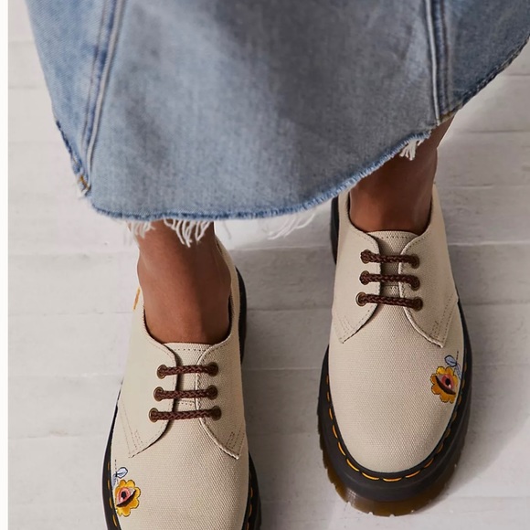 Free people DOC MARTENS 
Vegan 1461 Quad Retro Oxfords - Picture 3 of 8